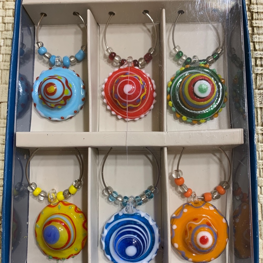 Pier 1 Wine Charms- set of 6 Sombreros NIB
